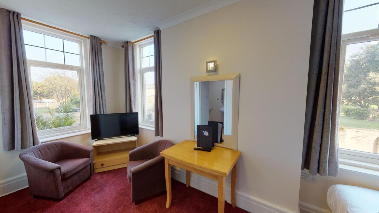 Marine Hotel 4*